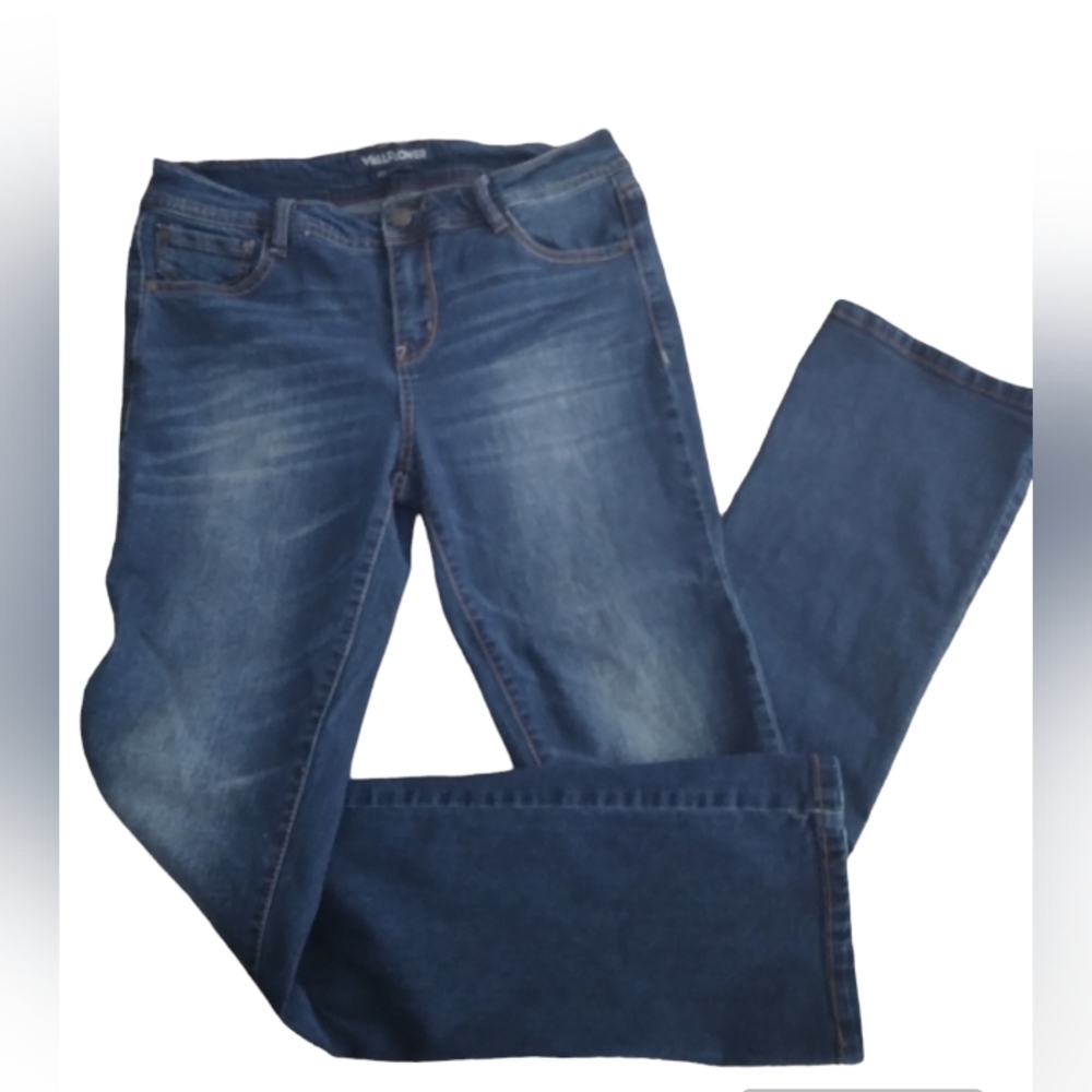WallFlower Women Jeans. Size 11. Denim. Boot Cut Straight Leg.